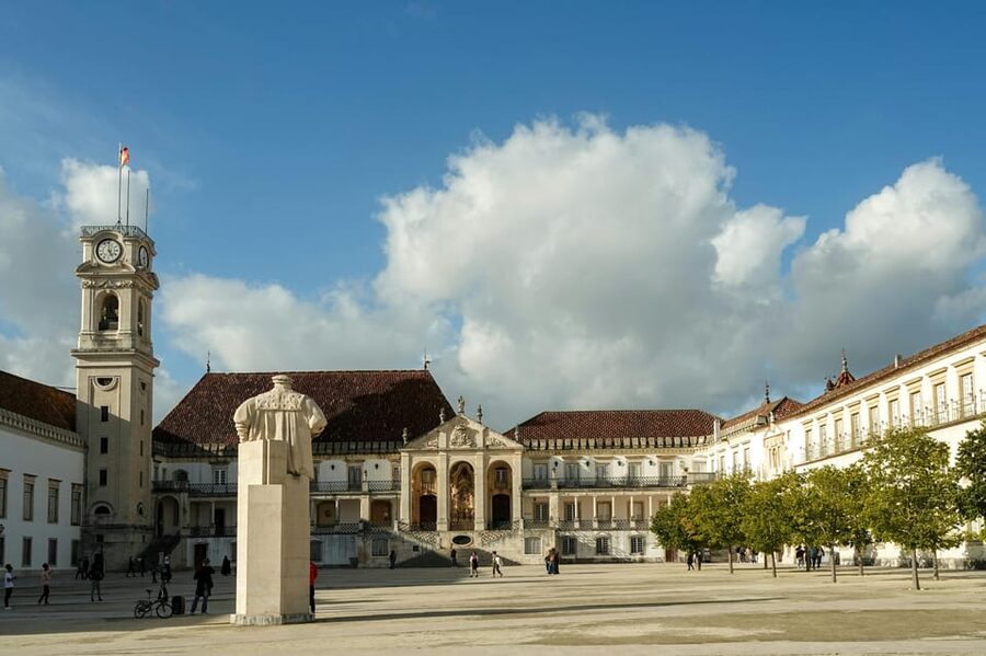 From Porto: Fátima and Coimbra Tour - Transport, Group Size, and Why That Matters for a 10-Hour Day