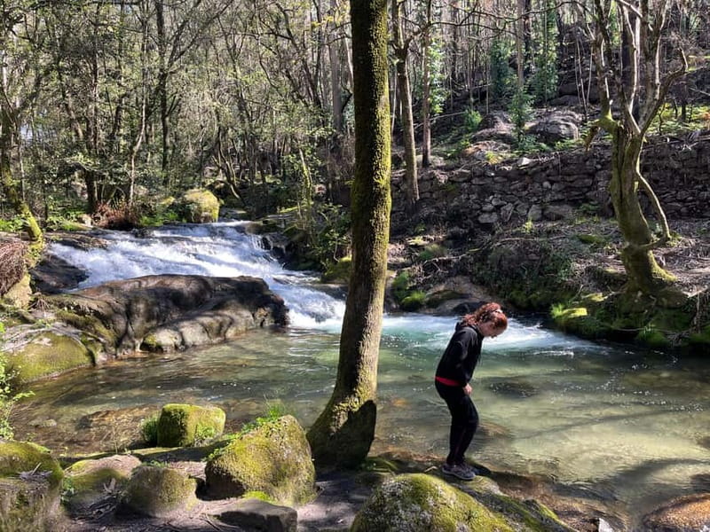 From Porto: Forest Waterfalls & Roman Ruins Trail Tour - From Capela de Valinhas to Quedas da Fervença: The Start That Sets the Tone