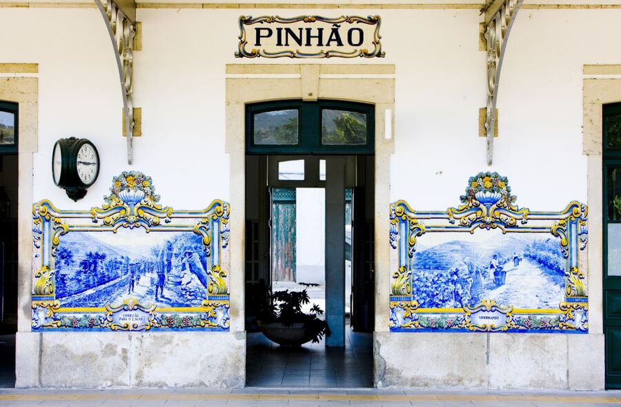From Porto: Full-Day Douro Historical Tour - Lunch in the Middle of the Day: A Real Break, Not a Token Meal