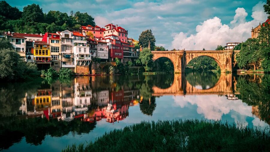 From Porto: Full-Day Douro Valley Trip - Peso da Régua: Photo Time, Stretch Time, and Getting Oriented
