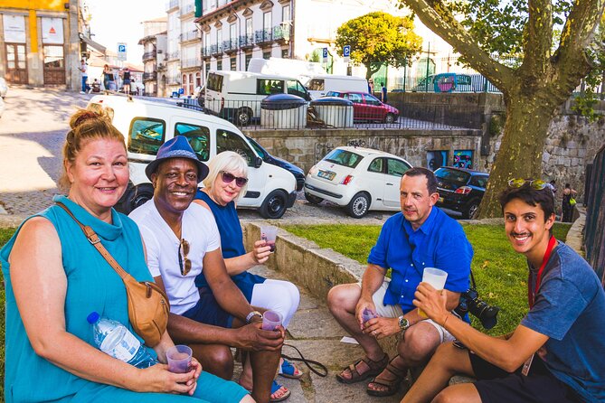 From Porto: Port Wine Sunset Rooftop Walking Tour - Praca da Liberdade: getting your Porto bearings