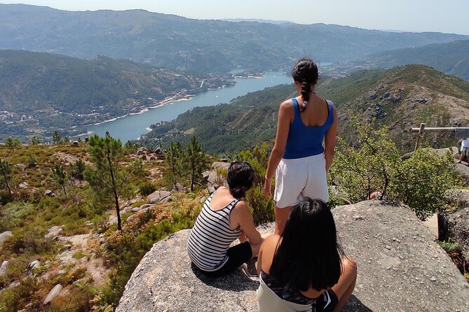 Geres Experience Tour - Waterfalls, viewpoints, and the border-country feeling