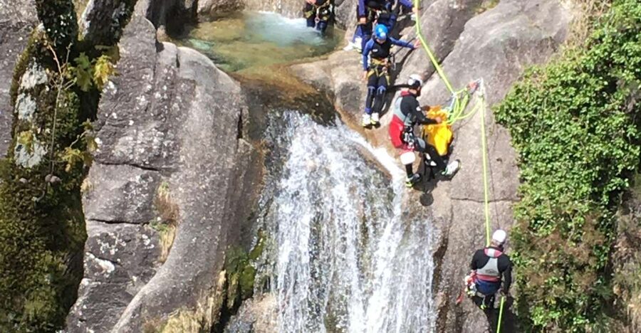Gerês National Park Waterfalls and wolf village in 4x4 - Why the 4x4 change everything on Gerês roads