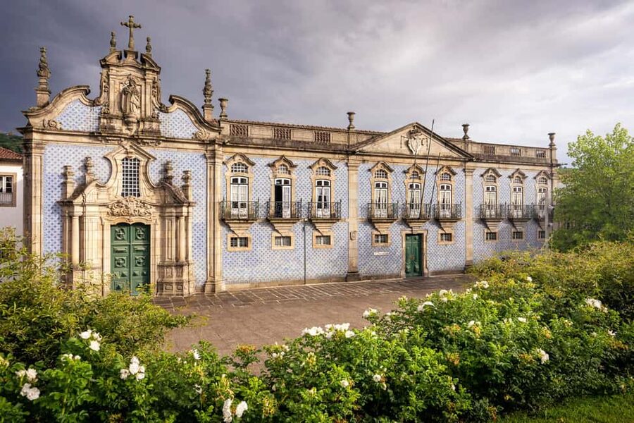Guimarães: Flexible Walking Tour in Historic Center - Dom João II and Beyond: São Francisco Complex and the Medieval Leather Tanks