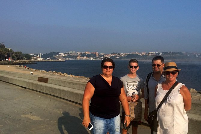 Half Day Porto & Beach Side Small-Group Tour- Different Tastings - Poças port cellars: how tasting works without the pressure