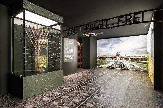 Half Day Private Tour in TukTuk Porto Jewish Heritage - Garden Strolls and Viewpoint Breaks That Make the Story Stick