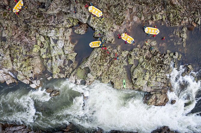 Half-Day Rafting on the Paiva River in Arouca - Snacks, photos, and the Jeep 4x4 return
