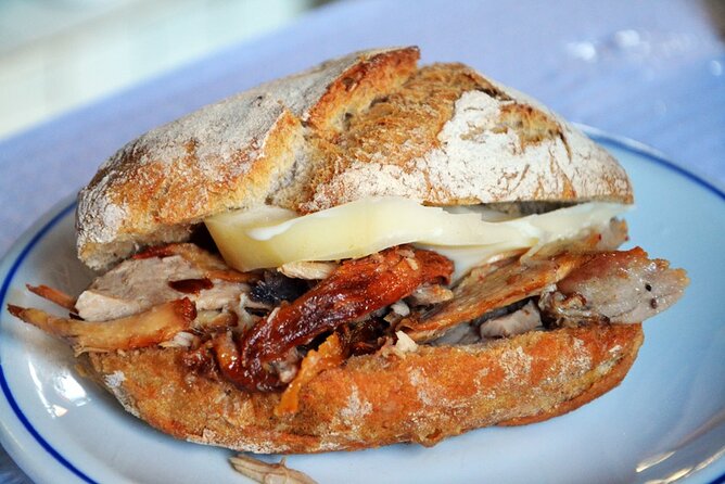 Half-Day Walking Tour Tasting Local Food in Porto - Why This Porto Walking Tasting Works for First Timers