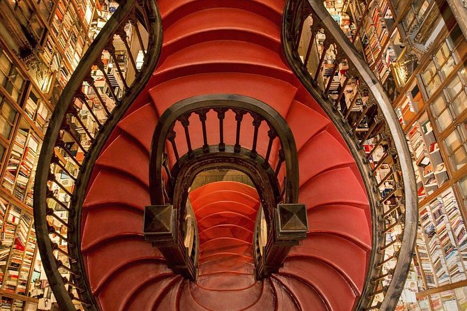 Harry Potter and Lello Bookshop Tour : Highlights and Hidden Gems - Why Porto turns into a Wizarding World story so fast