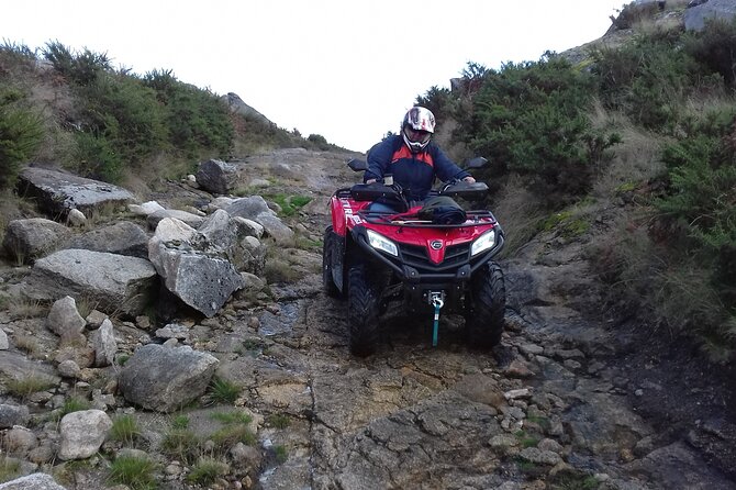 hike quad mountain altitude 825m / hike atv mountain altitude 825m - Stop 1 at Santuario da Senhora do Minho: horses, watchtowers, water mills