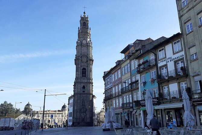 Historic Porto by Private Electric Tuk Tuk to Top Landmarks - São Bento Station: Porto’s Tile-Filled Welcome