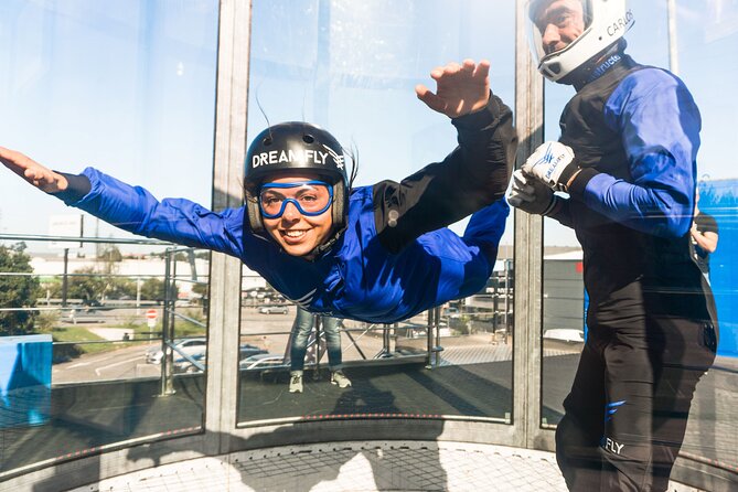 Indoor Skydiving Porto - Maia - Gear, Comfort, and What to Do With Your Stuff