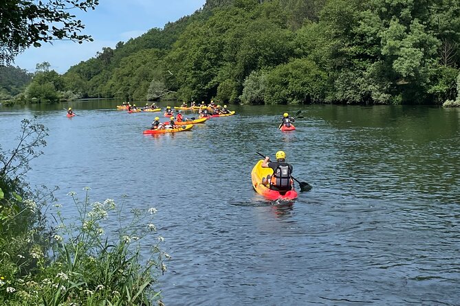 KAYAK TOUR: Descend the Beautiful Lima River - When to go and what to pack so you stay comfortable