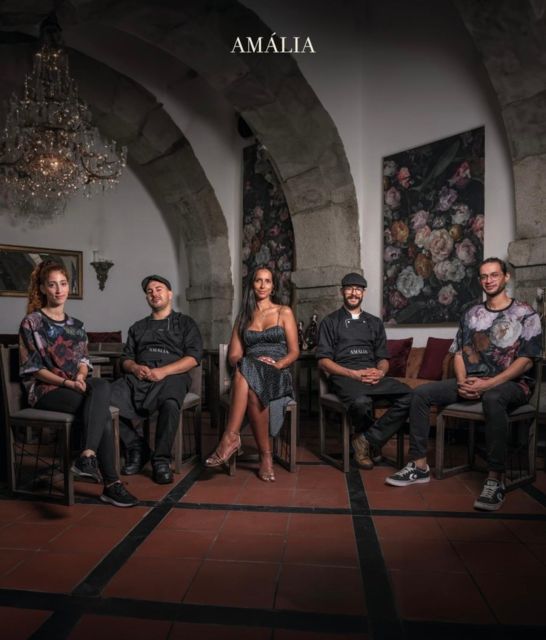 Live fado show in a restaurant - Why this Viana do Castelo fado night feels more like Portugal than a show