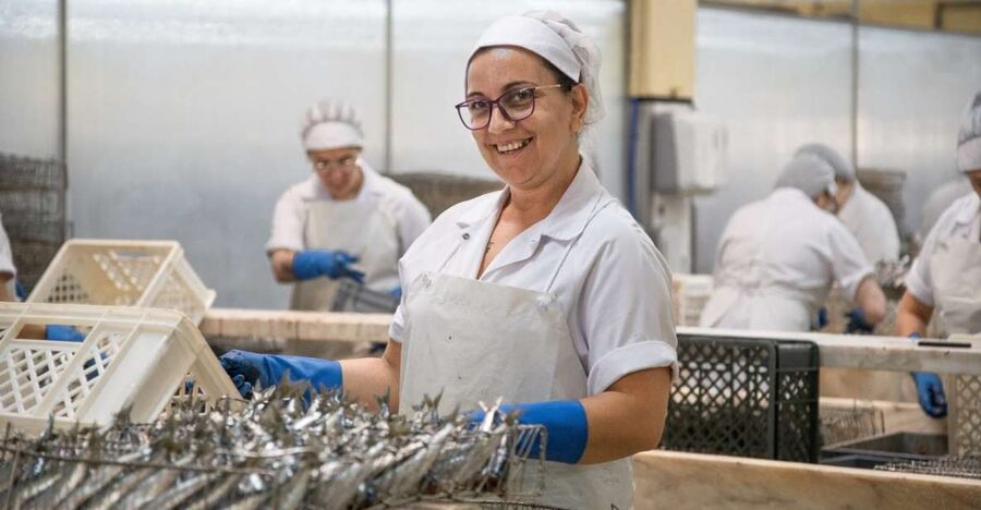 Matosinhos: Conservas Pinhais Factory Tour - First, You’ll Exchange Your Voucher and Get Factory-Ready