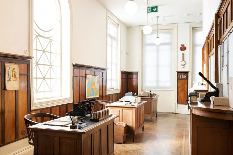 Matosinhos: Conservas Pinhais Factory Tour - The Can-Tin Café Tasting: Wine or Soft Drink With Traditional Flavors