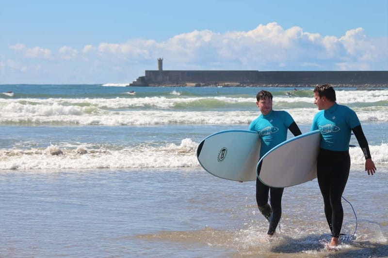 Matosinhos: Surfing Lesson with Equipment - What to pack for a Matosinhos surf lesson