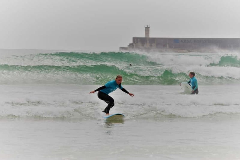 Matosinhos: Surfing Lesson with Equipment - What happens before you touch the water: briefing and safety