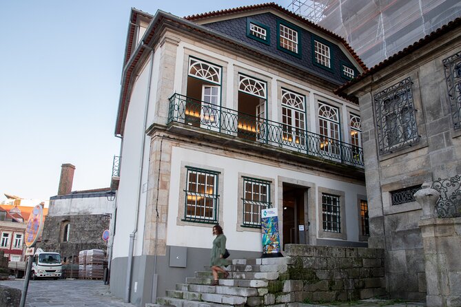 Museu do Vitral Entry Ticket with Wine Tasting - Practical Tips for Timing and Tickets in Porto