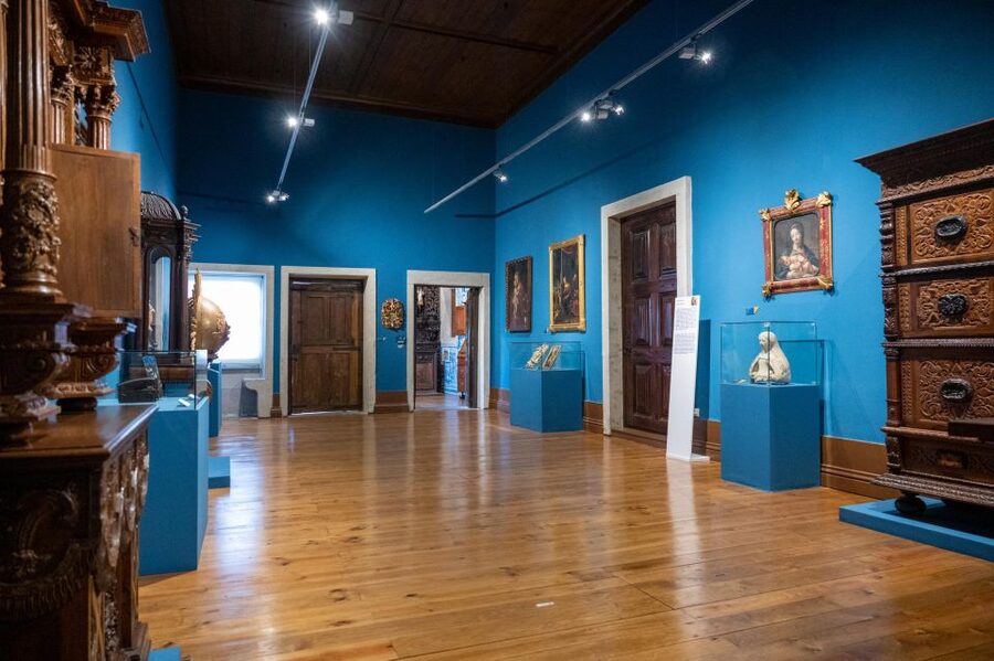 Museum of Decorative Arts - Viana do Castelo - Three Baroque Tile Rooms, Plus the Chapel That Changes the Mood