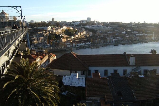 Oporto Private 4-hours Tour with Hotel Pickup - Stop by Stop: Cathedral Area Views, Batalha Square, and Rua de Santa Catarina