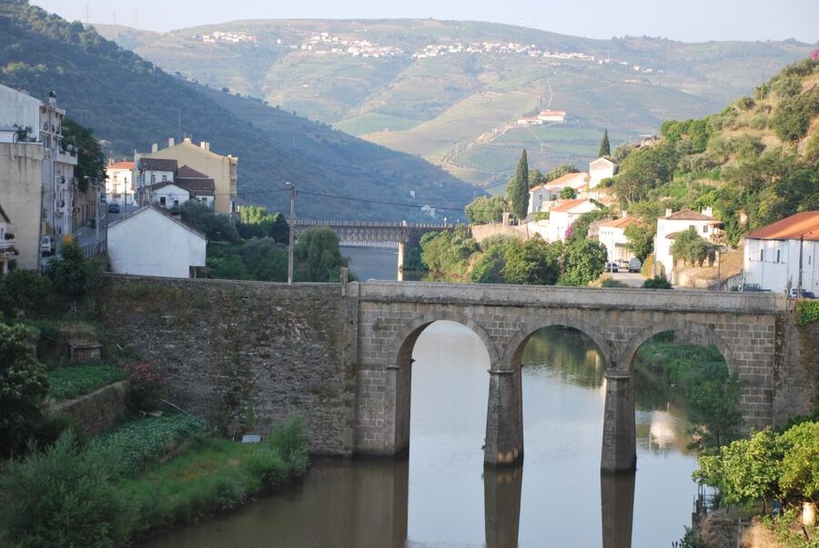 Pinhão: Douro Valley Rabelo Boat Tour and Kayak Experience - What the Included Gear Actually Means on the Water