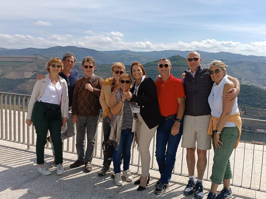 Pinhão: Douro Valley with Wine Tasting, Boat Trip and Lunch - Quinta tasting number two: why the second stop matters