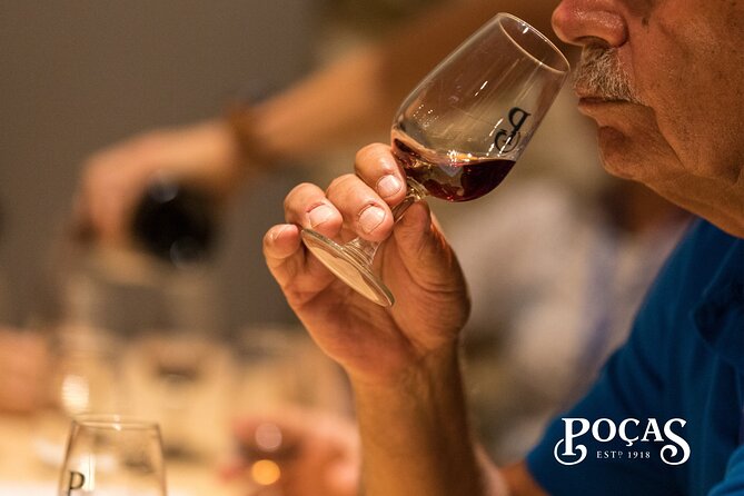 Poças Guided Visit and Wine Tasting of 2 DOC Douro & 1 Port Wine - The Tasting: DOC Douro First, Then Port