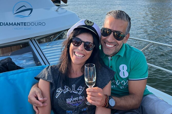 Port : 6 Bridges Cruise With Sunset option & Port wine - Port wine, welcome drinks, and blankets that actually help