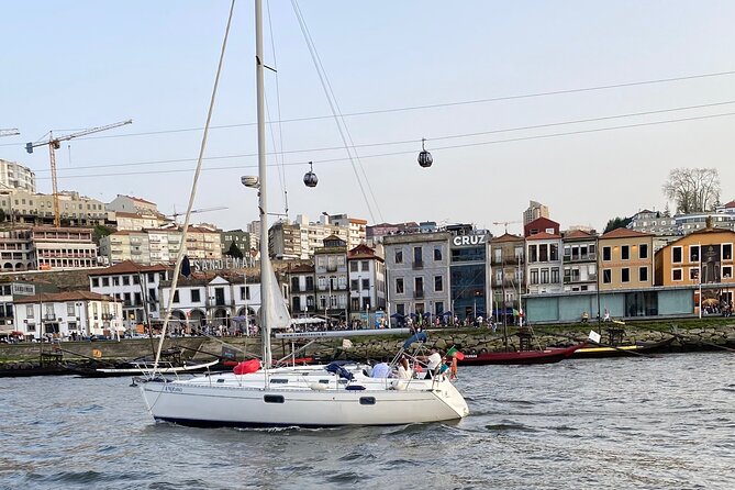 Port : Douro River Cruise (2 h) – Wine & Scenic Views - Sailing Under Porto’s 1963 Bridge and Getting Oriented Fast