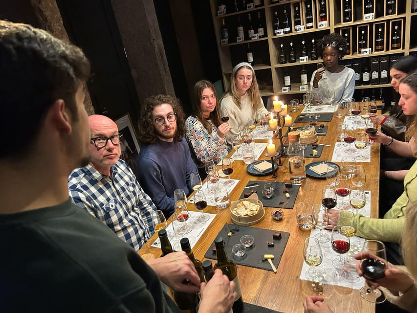 Port Wine class with 3 or 5 Port tasting and pairings - Port Wine at Street Level: Right by Palácio da Bolsa