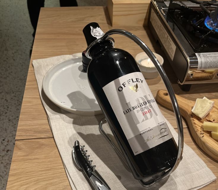 Port Wine class with 3 or 5 Port tasting and pairings - Timing, Comfort, and How to Get the Best Seat