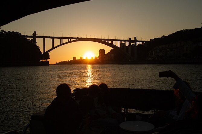 Port Wine Sunset Boat Tour - Port Wine Service, Multiple Types, and Why the Pace Matters