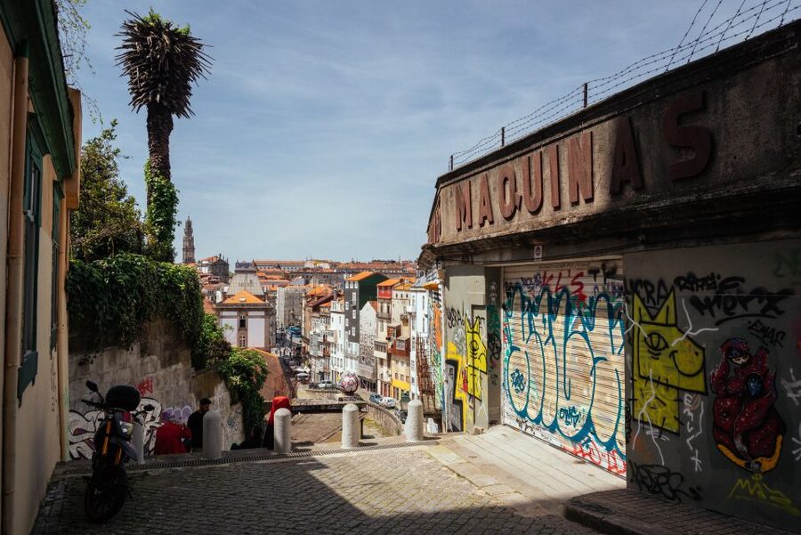 Porto: 2.5-Hour Private City Tour Off the Beaten Track - Hangout Spots and Historical Corners, Tailored to You