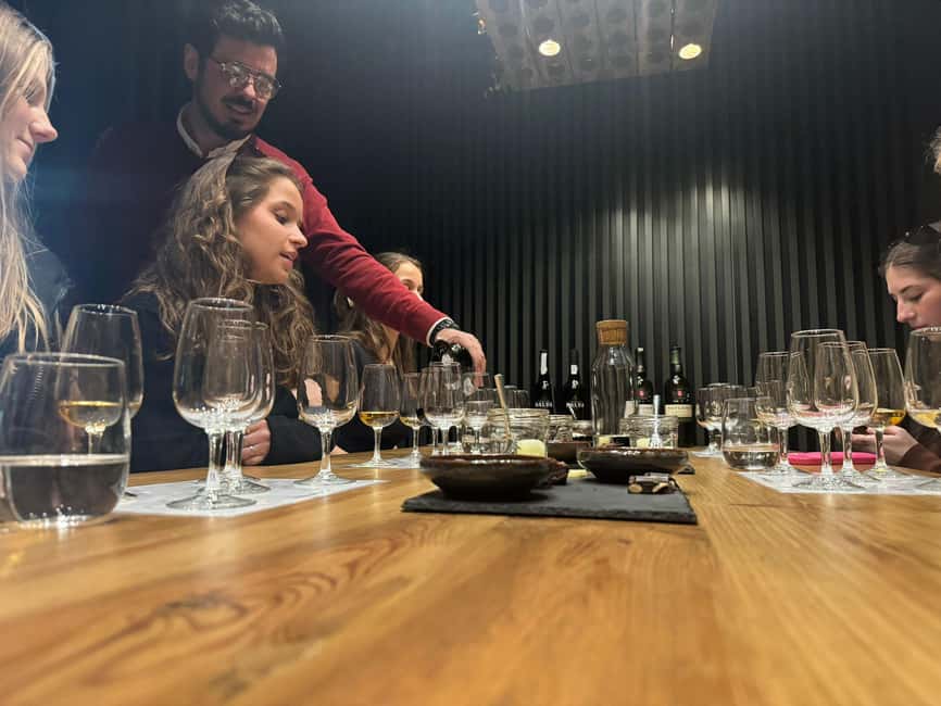 Porto: 5 Port Wine Tasting with Delicious Pairings - Price and Value: Is $21 a Good Deal?