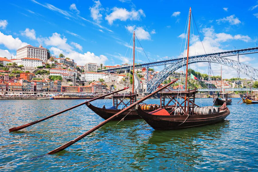 Porto: 50-Minutes Rabelo Boat Cruise on the Douro River - The Rabelo boat experience: what it adds beyond the photos