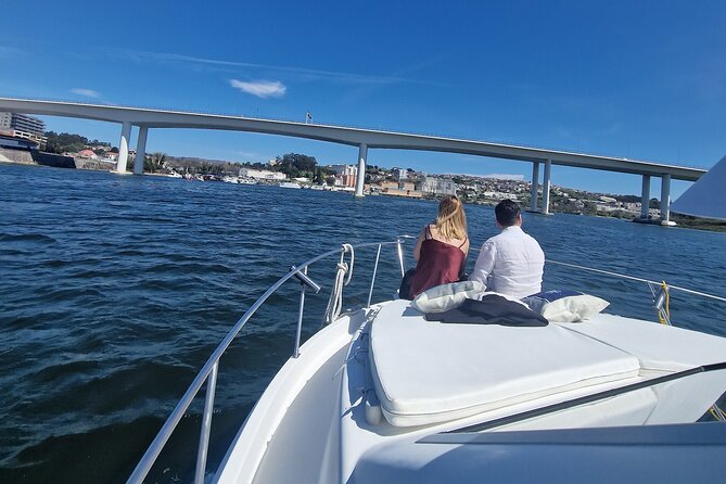 Porto: 6 bridges tour, Douro river with 4 Port Wine tasting - Getting Started At Bio Coffee & Brunch In Vila Nova de Gaia