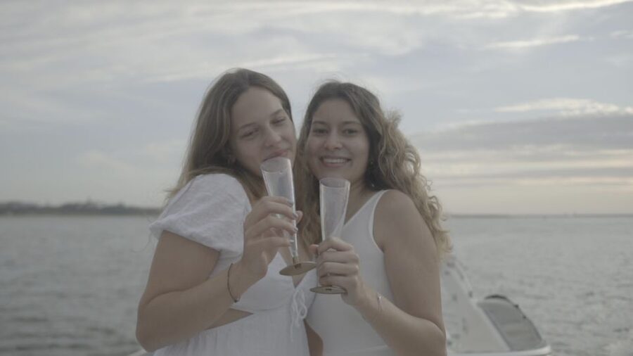 Porto: 6 Bridges Yacht Cruise with Local Wine & Snacks - Price and value: is $330 for up to 8 a good deal?