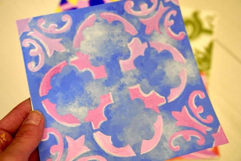 Porto: Acrylic Painting Workshop for Groups - Antero Quental - Acrylics 101: Brush Control, Water Use, and Drying Layers