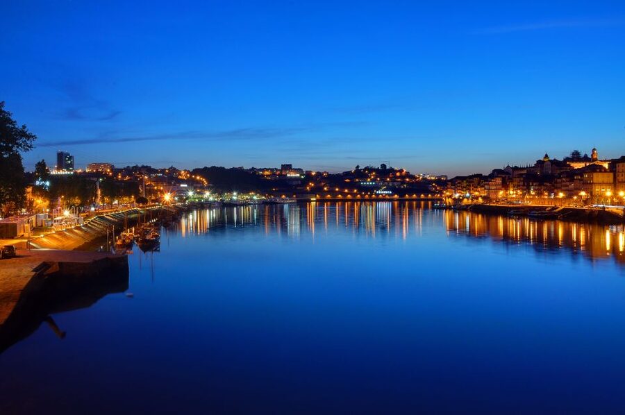 Porto: All-Inclusive Fado Dinner Show and Night Tour - Key things to look forward to