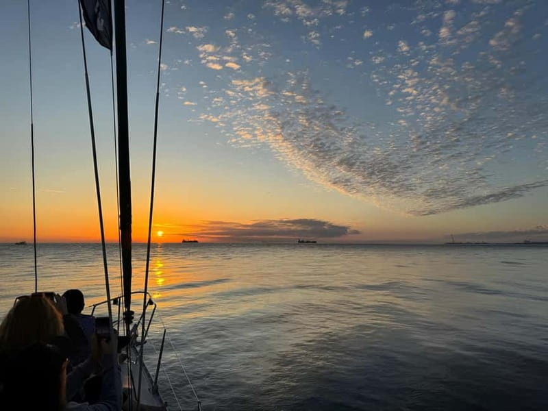 Porto: Best Exclusive Charming Sailboat Sunset - Key reasons this sunset sail is worth your time