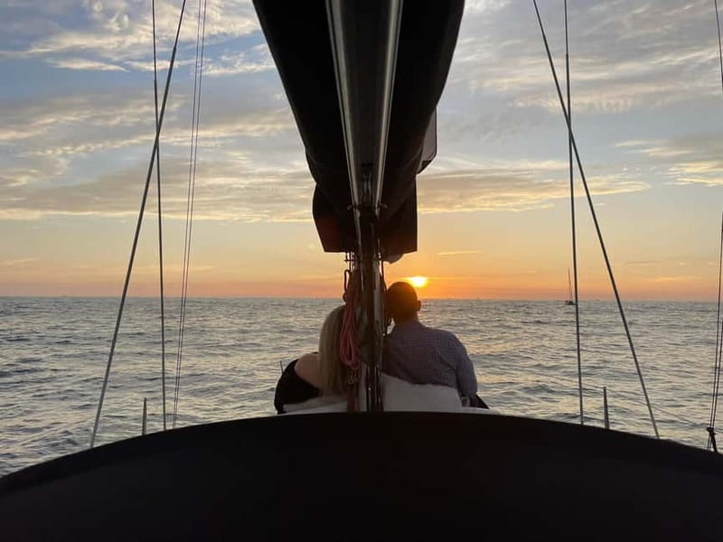 Porto: Best Exclusive Charming Sailboat Sunset - The sunset stop: how the timing works and why it feels unhurried