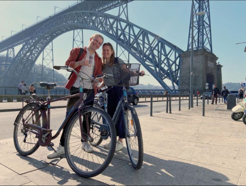 Porto: Bicycle Rental - Riding Along the Douro River Without Feeling Rushed