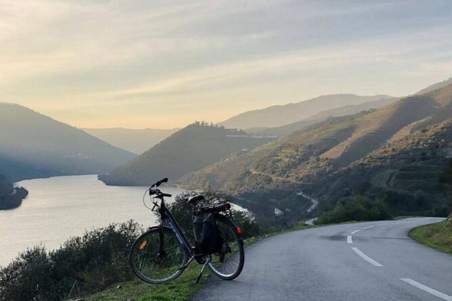 Porto: Bicycle Rental - Planning Your Route With a Map and Google Maps