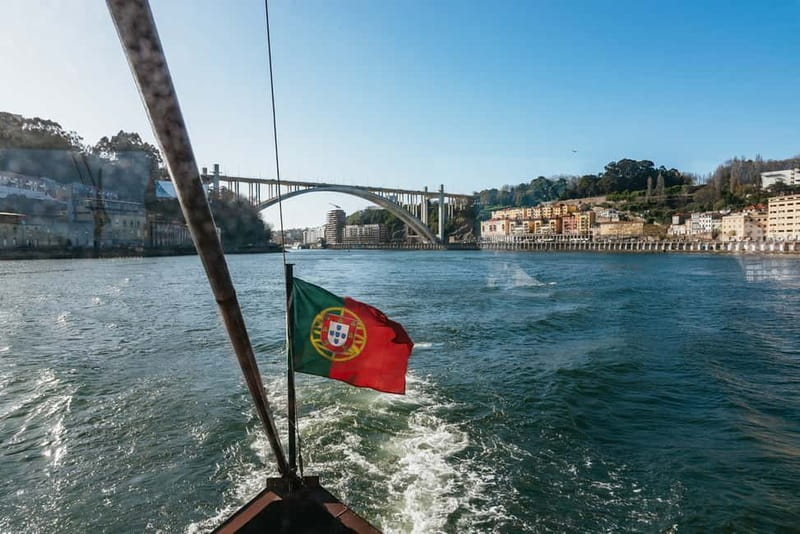 Porto: Bridges Cruise with Wine Cellar Tour or Sunset Option - Front Seats, Perspex Panels, and Photo Tips That Actually Help