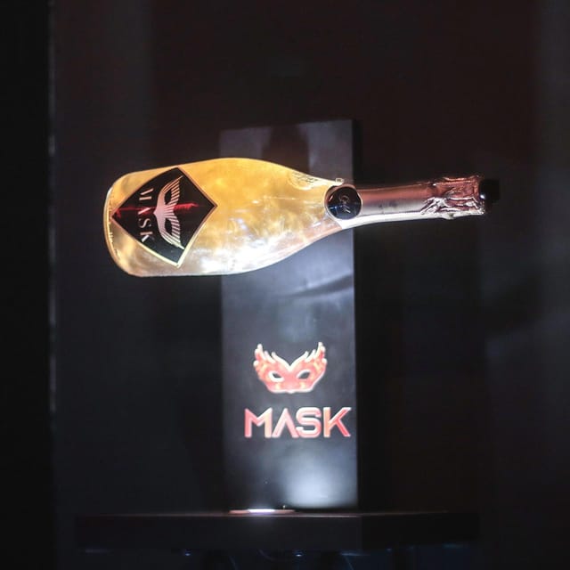 Porto: Cabaret & Pole Shows, with a Welcome Drink! - Mask Porto in Porto: Cabaret, Pole Shows, and That VIP Idea