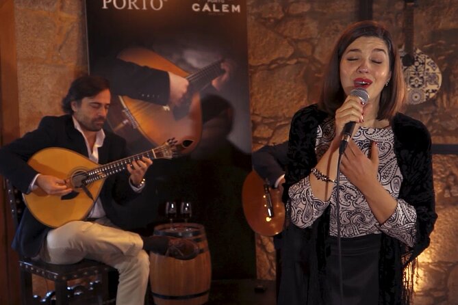 Porto: Cálem Cellar Tour, Live Fado Show and Wine Tasting - Booking Tips That Make the Difference