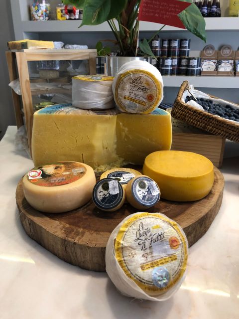 Porto: Cheese and Port Wine Tasting in a Unique Place - Who this tour suits best, and who should skip it