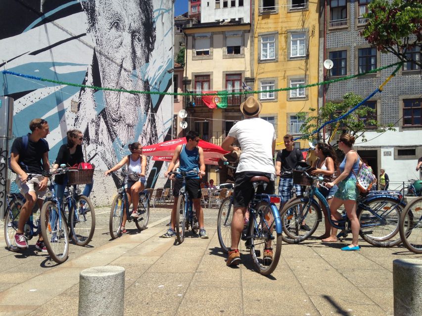 Porto: City Bike Rental - The Douro River bike paths, where the city turns into a long stroll