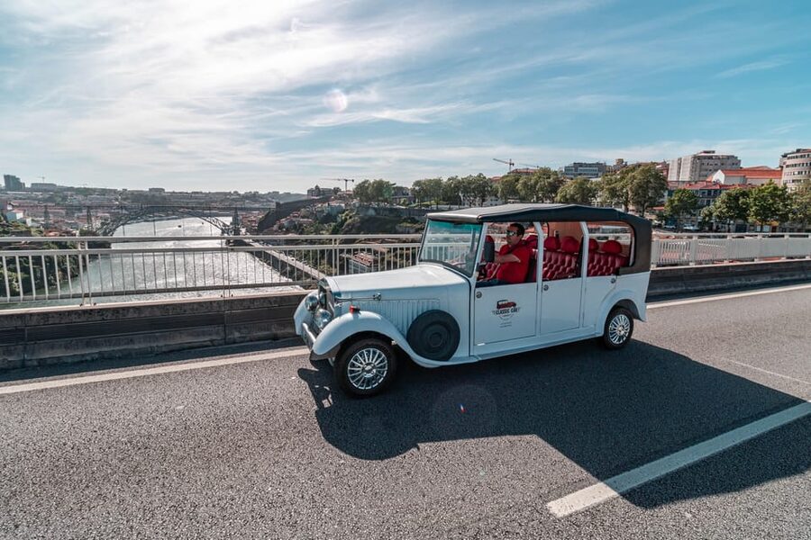 Porto: City Center Eco Car e Cruzeiro Rio Douro - Booking tip: how to get the most out of your 2 to 3 hour window